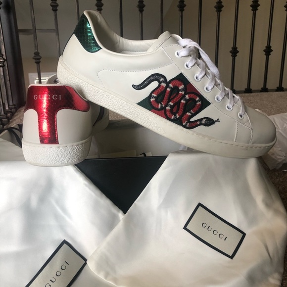 Gucci Ace Snake Embroidered Sneakers - Picture 4 of 10